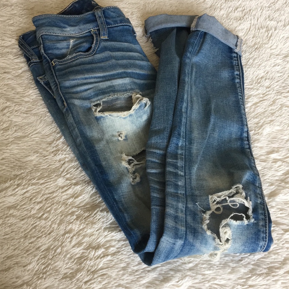 Distressed American Eagle Jeggings